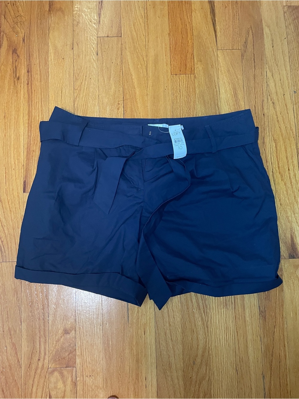 LOFT Navy Tie-Belt Cuffed Women's Shorts